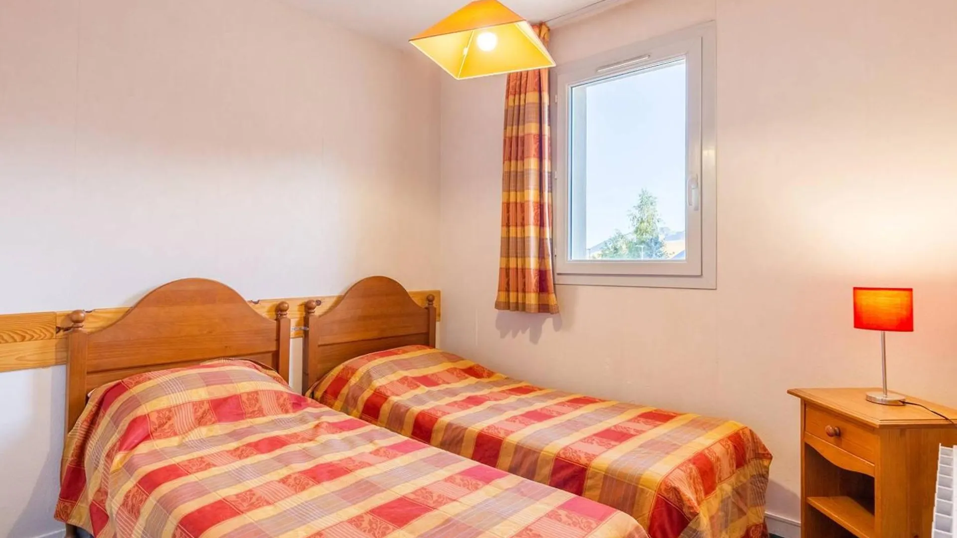 Appartement 6 Pers. Peyragudes Avec Piscine, Animaux Admis, Parking - Fr-1-695-67 Gouaux-de-Larboust 0*,  Fransa